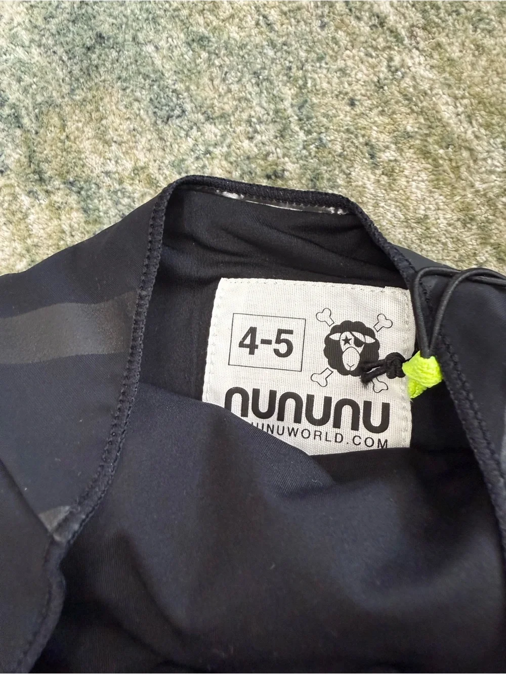 New Nununu size 4/5 one piece swimsuit